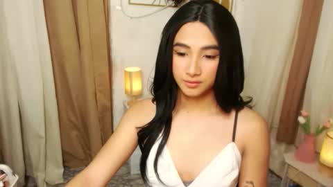 Dreaa online show from November 25, 2:43 am