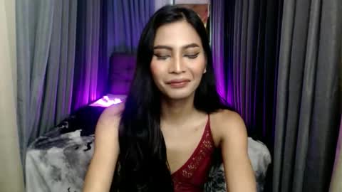 yourprettybella_ts online show from November 10, 11:18 pm
