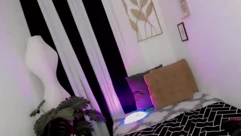 yourprettyblythe_ts online show from May 23, 3:19 pm
