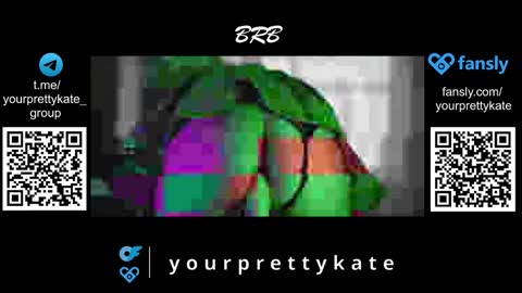 Snapshot of yourprettykate_ chatting on January 13, 5:02 pm online show from January 13, 5:02 pm