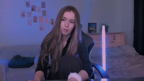 Eva online show from November 8, 8:34 pm