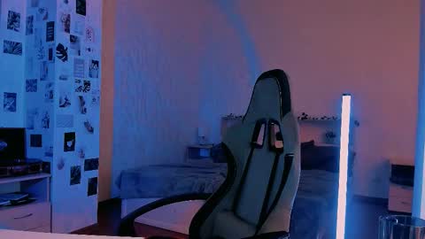 Eva online show from September 30, 8:52 pm