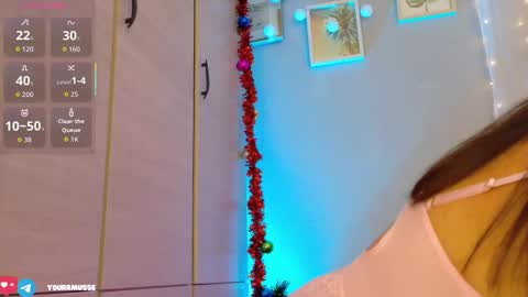 Isabella but you can call me Isa .-. online show from January 14, 6:32 am