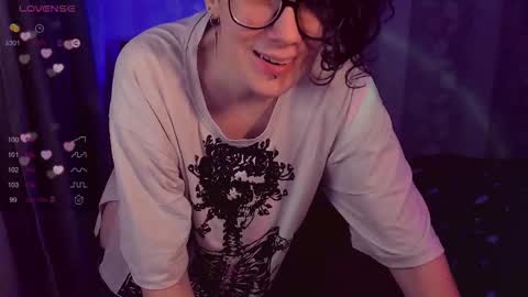 Yours Cosmic online show from October 9, 12:05 am