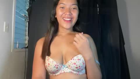 yoursweet_potito online show from September 18, 2:43 pm