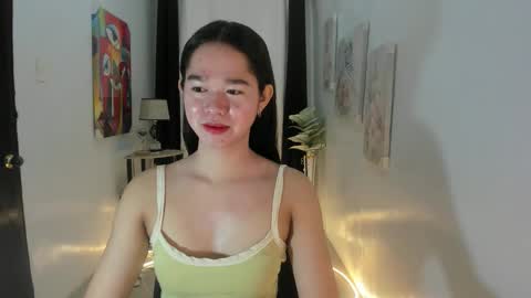 yourtinybunny online show from September 19, 11:25 am