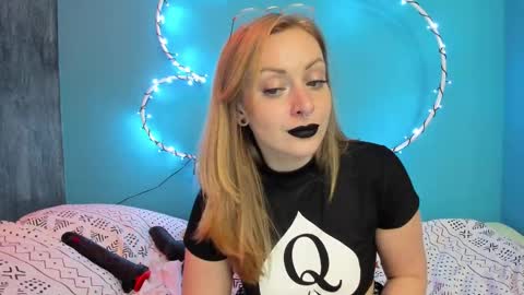 YourVenus00 -Follow my OF online show from February 10, 9:15 pm