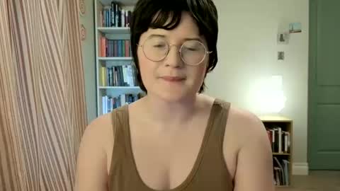 Rose Noire online show from June 2, 8:11 pm