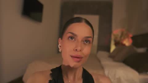 youur_sweetheart online show from May 30, 12:36 pm