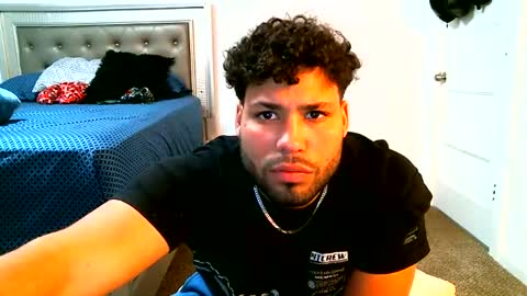 Snapshot of yovngbabyg4 chatting on February 22, 3:01 am yovngbabyg4 online show from February 22, 3:01 am