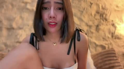 YowgineTheGreat online show from April 8, 10:07 am