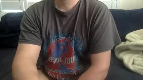Snapshot of yque2 chatting on February 27, 5:37 pm yque online show from February 27, 5:37 pm
