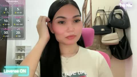 yrdrmgrl_jennie26 online show from March 4, 5:26 am