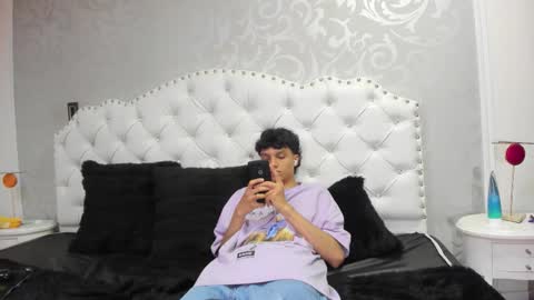 yui_and_rin online show from November 14, 3:20 am