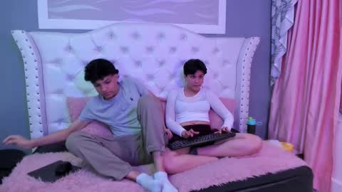 yui_and_rin online show from November 7, 2:36 am