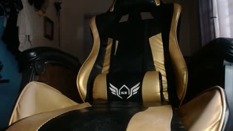 yukikawaiii online show from April 16, 3:50 am