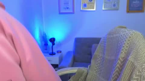 yulian_vasquez online show from December 3, 12:28 pm