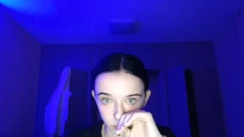 Yuliia online show from November 7, 6:27 am