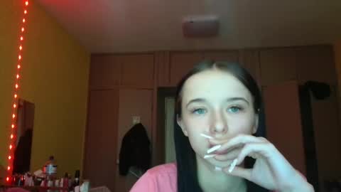 Yuliia online show from May 8, 9:26 am
