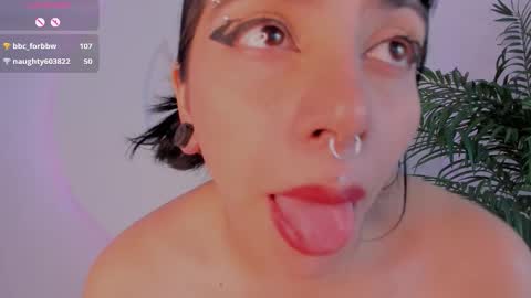 YUMEKO  online show from September 19, 2:54 pm