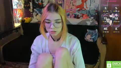 Snapshot of yumiko_uwu chatting on March 10, 9:56 am Yumeko online show from March 10, 9:56 am