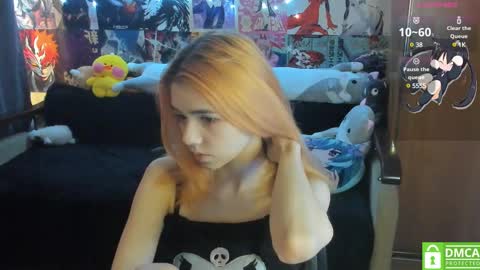 Snapshot of yumiko_uwu chatting on February 17, 9:03 am Yumeko online show from February 17, 9:03 am