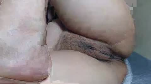 yummy72747 online show from May 7, 12:34 pm