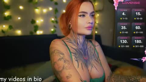 Snapshot of yummy__peach chatting on September 15, 3:08 am Catherine online show from September 15, 3:08 am