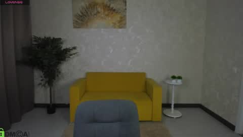 Cindey online show from April 9, 3:54 am