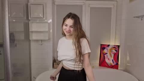 Emily online show from February 1, 5:21 pm