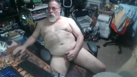 yummyflguy online show from May 27, 6:05 pm
