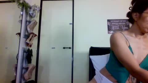 yummylheng online show from March 10, 2:06 am
