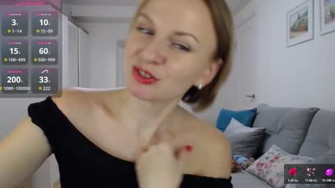 Snapshot of yummylilya chatting on February 21, 6:59 pm Lillya online show from February 21, 6:59 pm