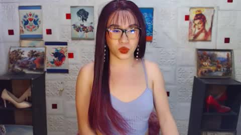 HOT CHLOE 3 online show from February 14, 4:15 am