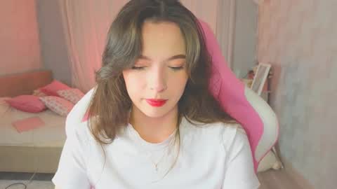 Snapshot of yuna_sunshy chatting on October 16, 11:47 pm Yuna online show from October 16, 11:47 pm