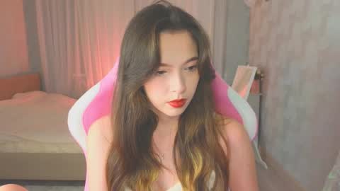 Snapshot of yuna_sunshy chatting on October 6, 1:01 am Yuna online show from October 6, 1:01 am