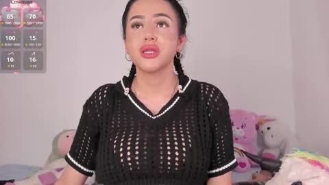 yunahott_ online show from February 10, 7:44 am