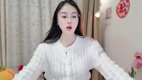 YunEr online show from March 9, 1:49 pm