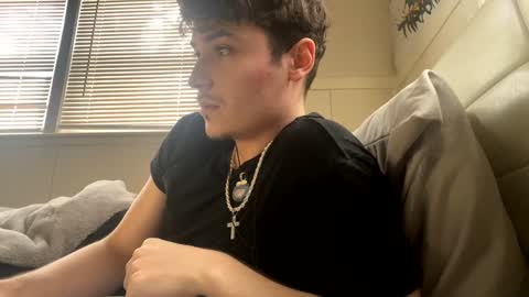 yungstudbev online show from January 29, 6:28 pm