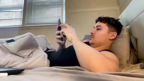 yungstudbev online show from February 25, 9:26 pm