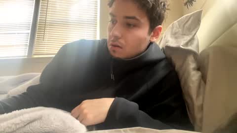 yungstudbev online show from January 28, 2:53 pm