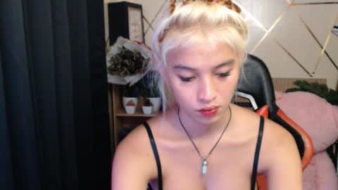 yurie_cummster online show from September 14, 9:00 am