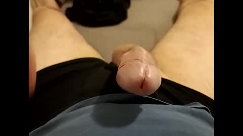 yusuf7083 online show from March 4, 9:22 pm