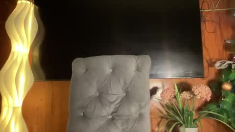 Miss Cali online show from January 11, 7:49 pm