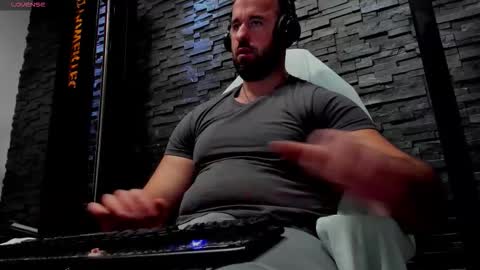 David online show from March 6, 8:19 pm