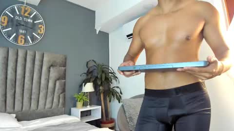 zac online show from October 2, 10:52 pm