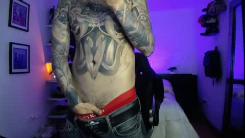 zac_muller1 online show from February 15, 9:52 am