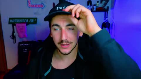 Zach Rhyder online show from October 20, 1:54 am