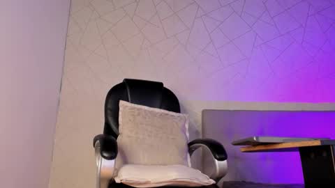 zack conor online show from November 10, 6:21 pm