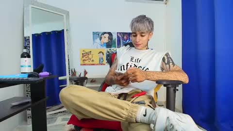 zack online show from March 10, 8:23 pm